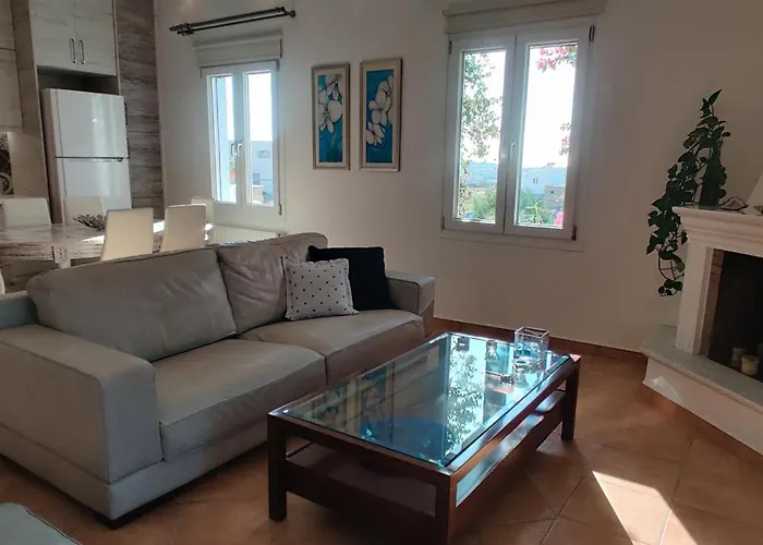 Santa Mavra アパート