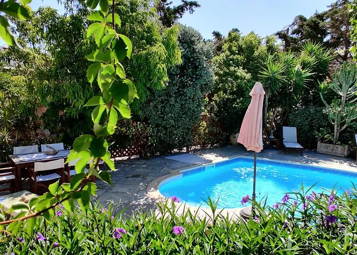 Santa Mavra Glinado Naxos