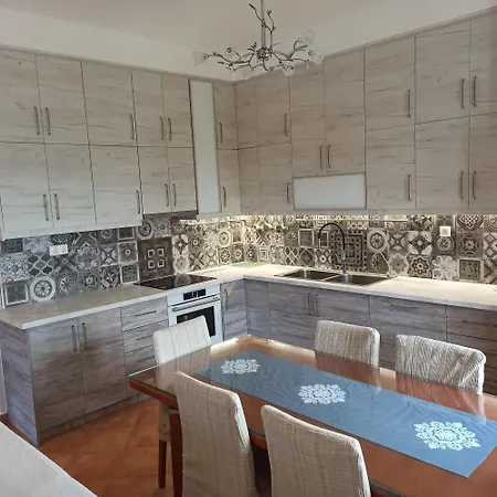 Santa Mavra Апартаменты