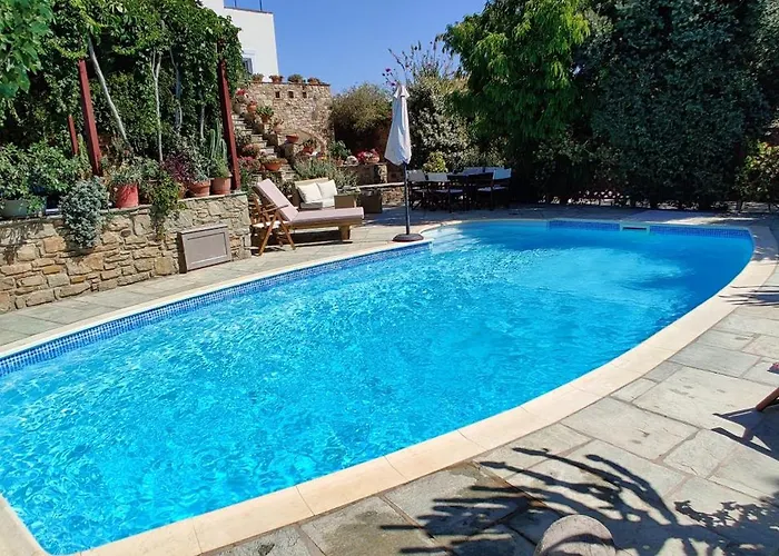 Апартаменты Santa Mavra Glinado Naxos